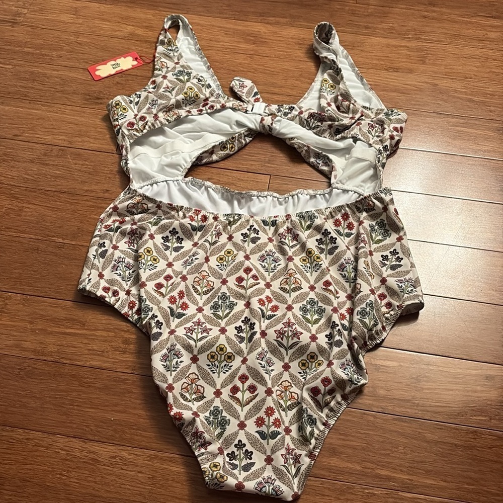 Tamara Malta’s Floral Cutout One-Piece Swimsuit -Nwt - Size 30/32 — image 6 of 7